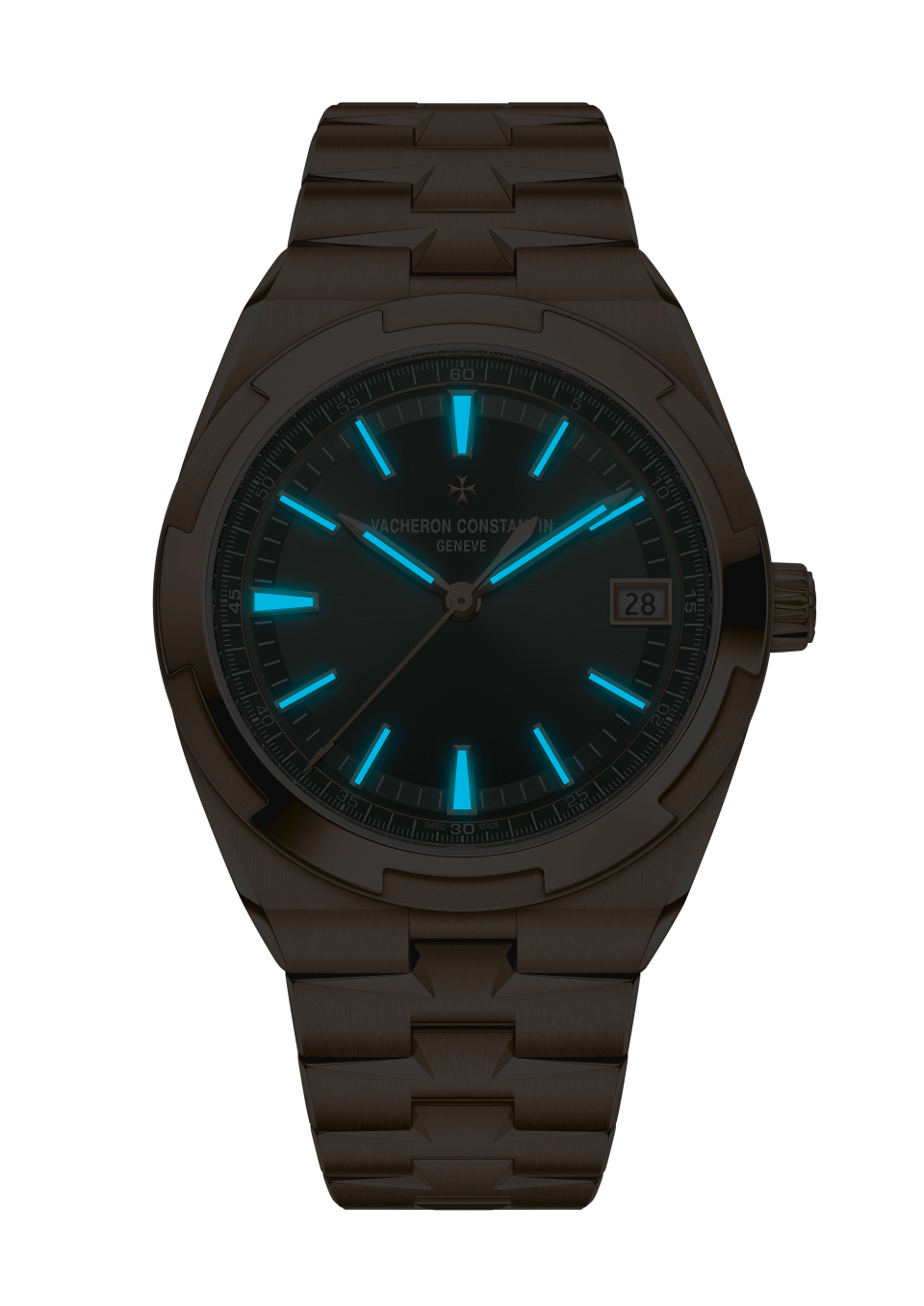 Night view - Packshot - Watch - Overseas self-winding - 41 mm Pink Gold with Grained calfskin leather, Rubber, 18K pink gold straps