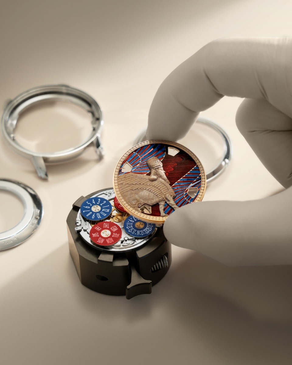  - Image - Watch - Métiers d'Art Tribute to great civilisations - Lamassu de Sargon II - 42 mm White Gold with Alligator leather strap