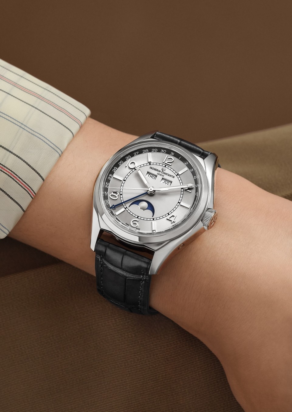 Fiftysix complete calendar 40 mm Steel