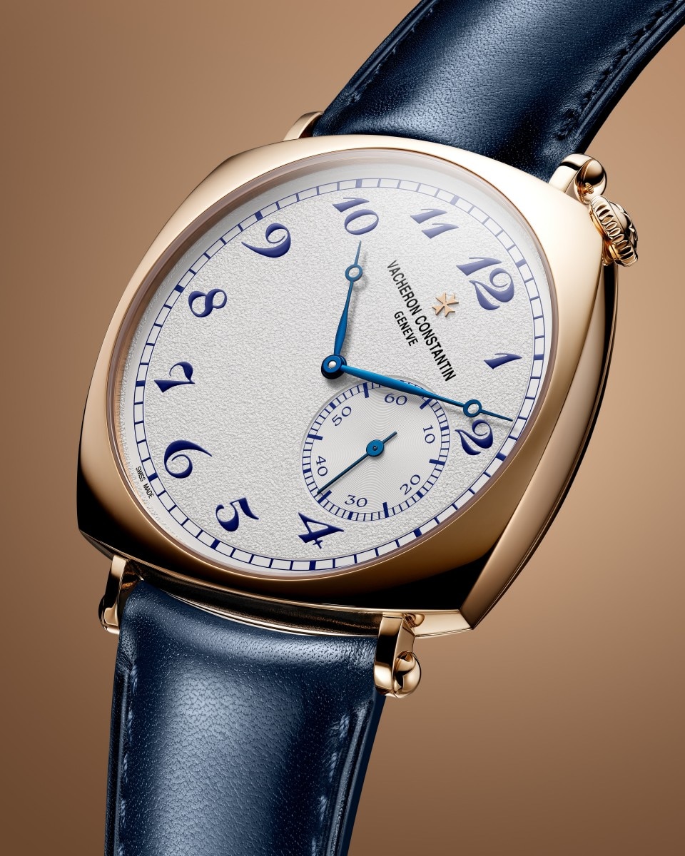 Alternative view - Lifestyle product photo - Watch - Historiques American 1921 - 40x40 mm Pink Gold with Calfskin leather strap