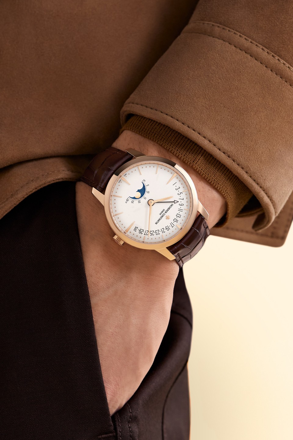 Patrimony moon phase retrograde date 42.5 mm Pink Gold