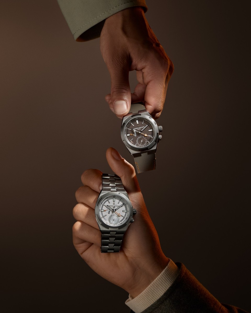 عرض بديل - صورة أسلوب حياة للمنتج - ساعة يد - أوڤرسيز دوال تايم كاردينال بوينتس - الجنوب - 41 مم تيتانيوم مع المطاط, تيتانيوم الأحزمة