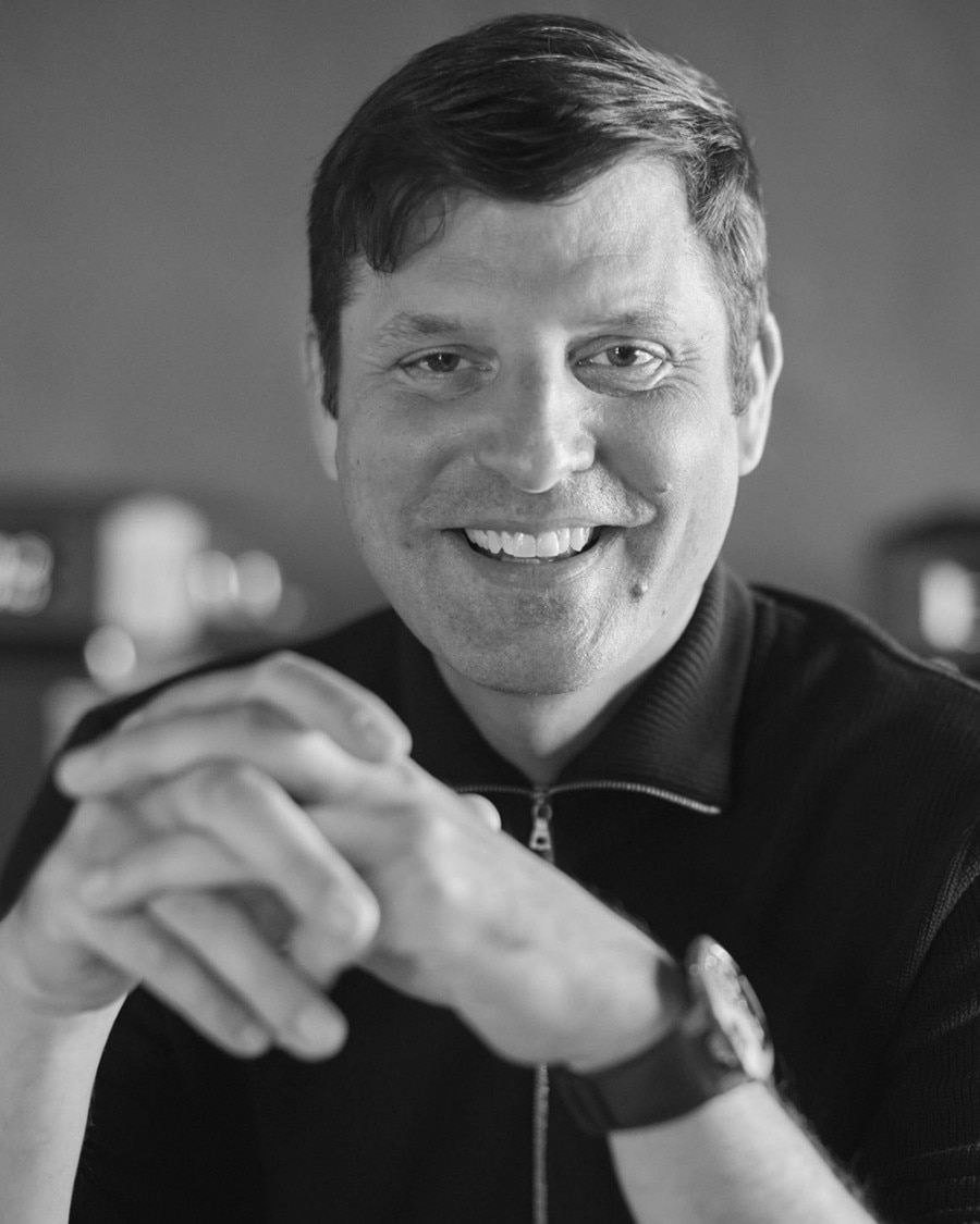 Black & white portrait of Felix Baumgartner