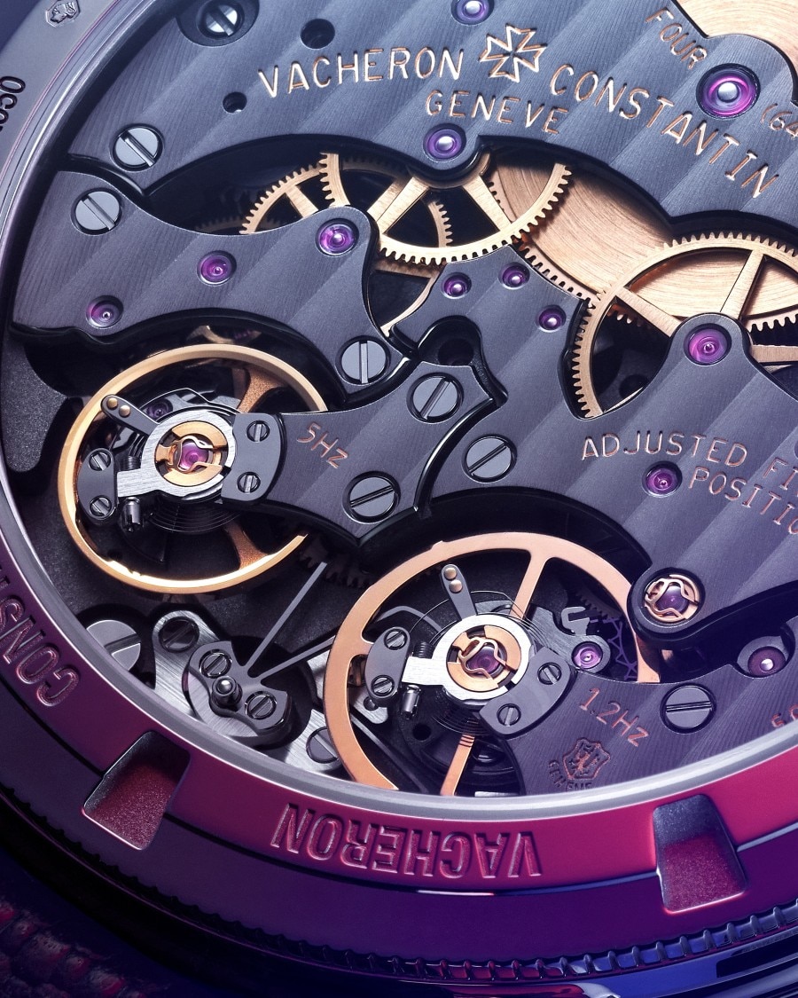 Zoomed-in view of the Traditionnelle Twin Beat perpetual calendar watch case.