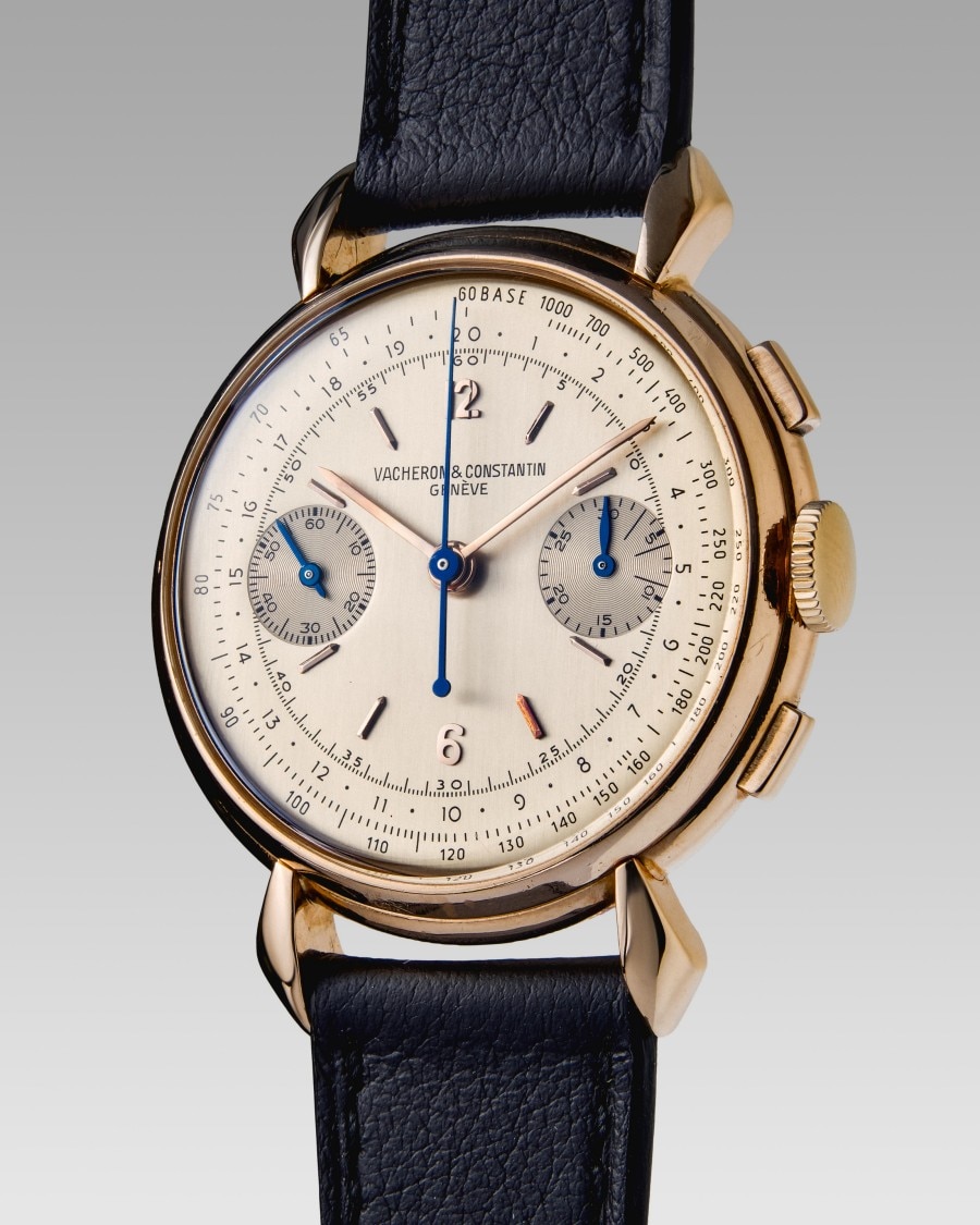 Packshot of a Chronograph wristwatch – 1947