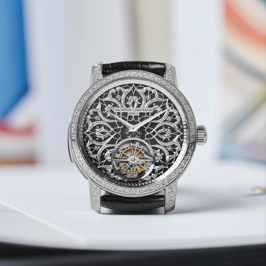 Minute repeater tourbillon - Tribute to arabesque